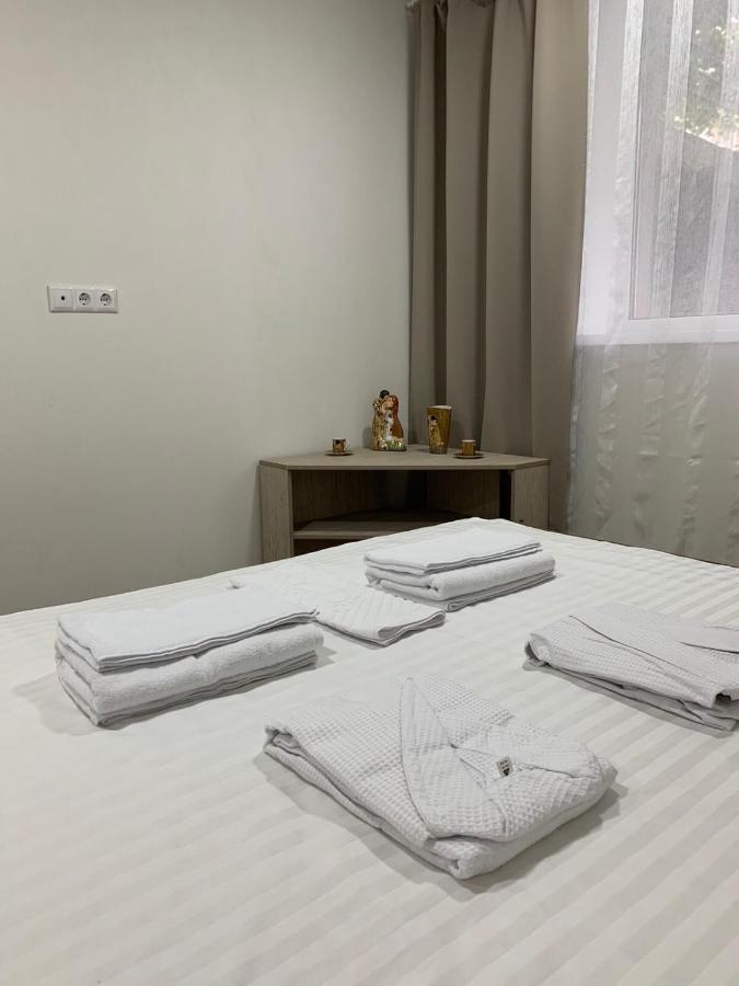 Міні-Готель Білий Квадрат Kiev Extérieur photo